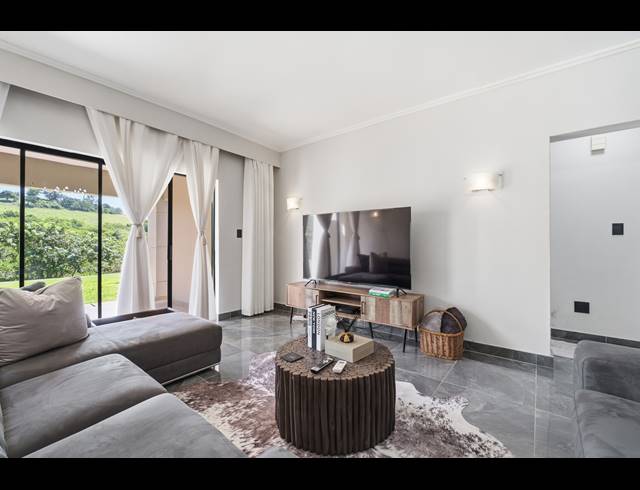 2 BEDROOM APARTMENT TO LET IN PALM LAKES ESTATE